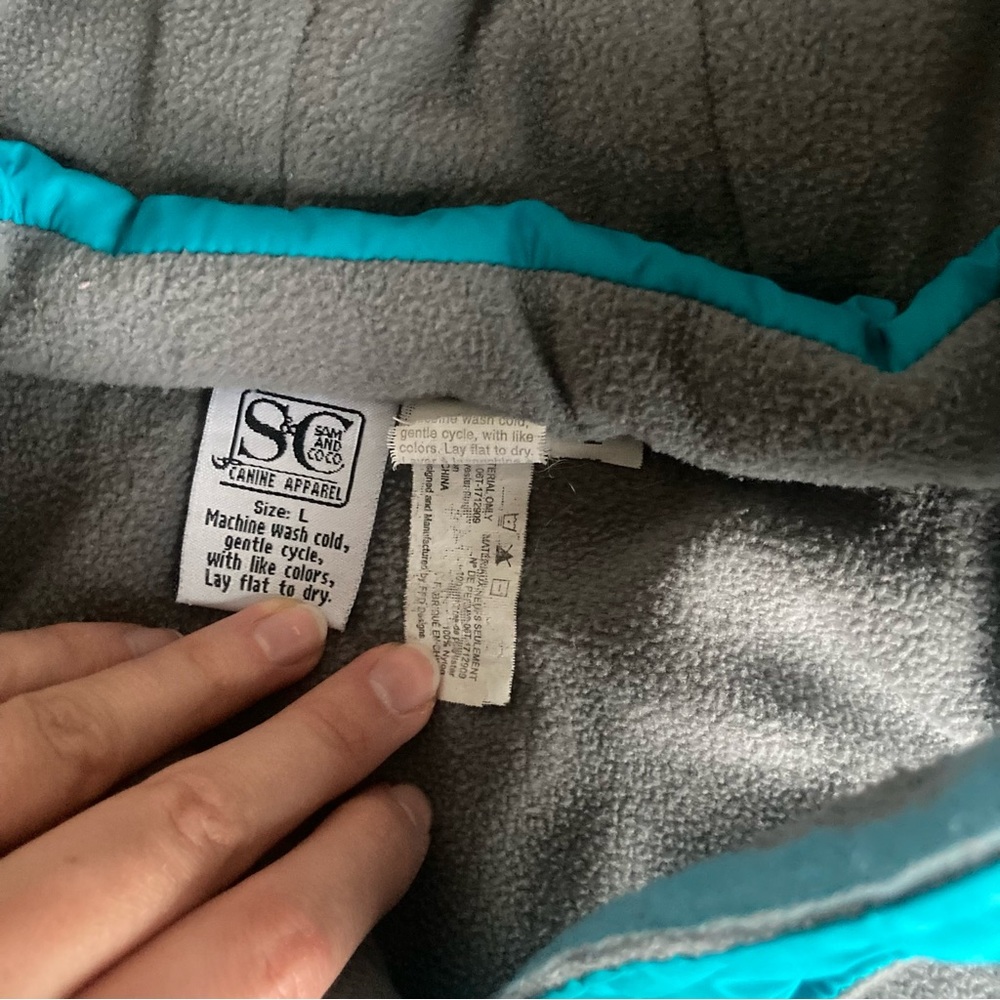 Dog jacket - Picture 9 of 10